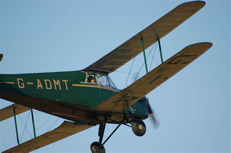 de havilland Hornet Moth | Surprise flyby... it's always nic… | Flickr