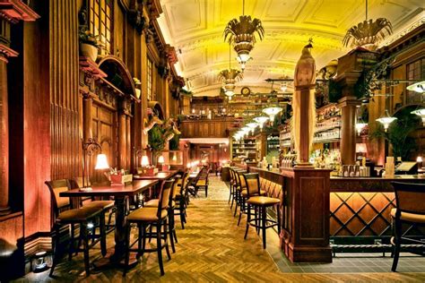 Insider's London Bar Guide | London's Quality Cocktails, Bars & Pubs