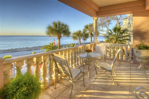 Top 10 Beach Hotels in Savannah, Beach House Resort Savannah Ga | Beach house resort