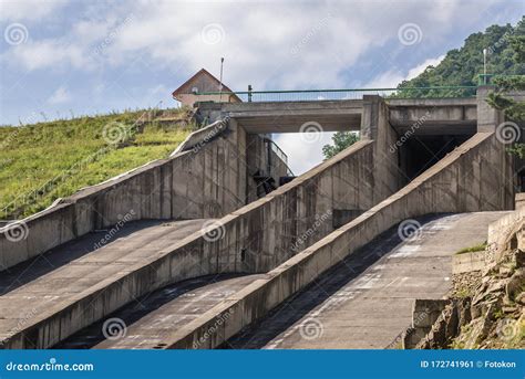 Siriu Dam in Romania stock image. Image of jaristei - 172741961