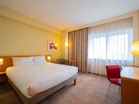 Novotel London West | Contemporary Hotel in London