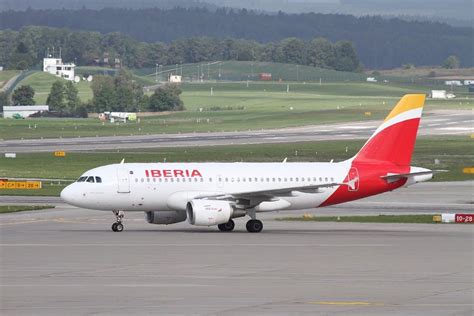 What Is It Like To Fly Iberia Premium Economy? - MORE TIME TO TRAVEL