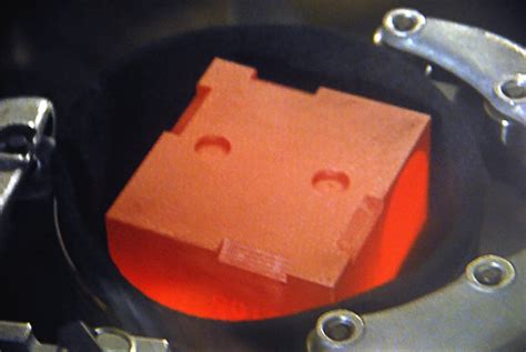 Curiosity's 4.8 kg of Plutonium-238 dioxide glowing its graphite ...