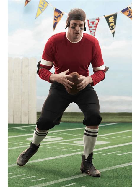 Retro Football Player Costume for Men - Chasing Fireflies