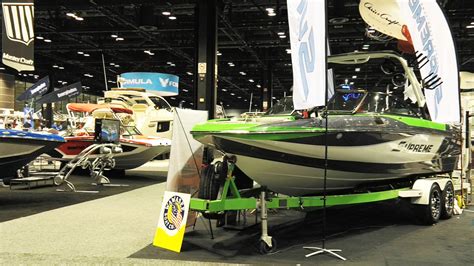 Fueling winter boat sales has Chicagoans dreaming of summer - Medill ...