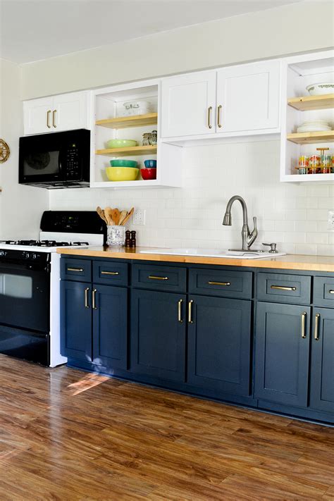 Kitchen Remodel on a Budget: 5 Low-Cost Ideas to Help You Spend Less