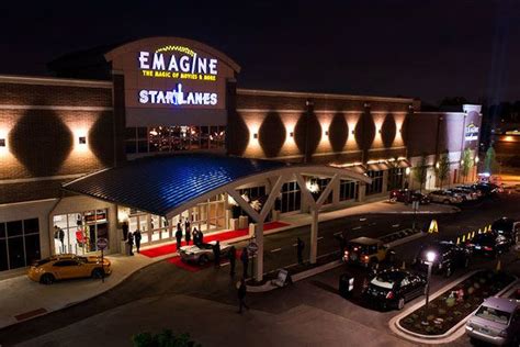 Emagine Royal Oak, Michigan - Luxury Movie Theatre Near You