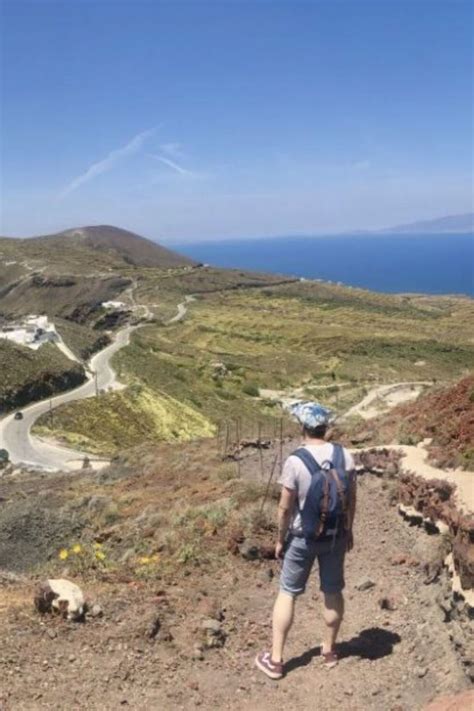 How To Hike Santorini Greece - Stunning Hiking Trail Fira to Oia! | Santorini greece, Hiking ...