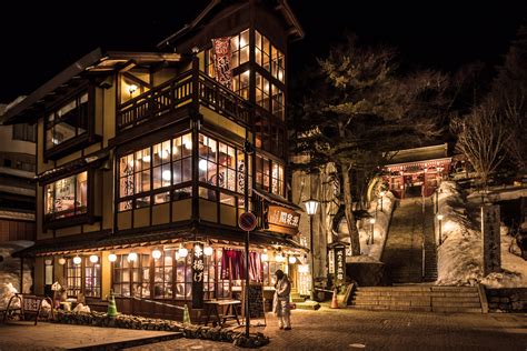 Last days of winter in Kusatsu onsen (草津温泉) : r/japanpics