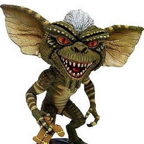 Gremlins.. the scariest movie ever | Gremlins, Bobble head, Mythological creatures