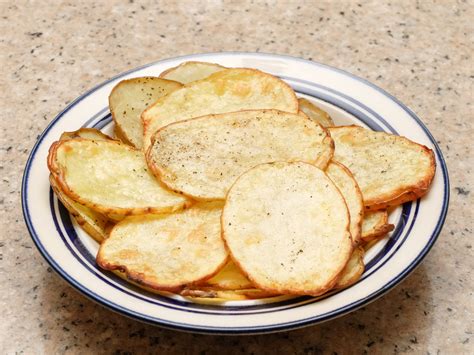 How to Make Microwave Potato Chips: 13 Steps (with Pictures)