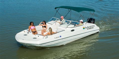 22' Yamaha Deck Boat | Rockon Recreation Rentals