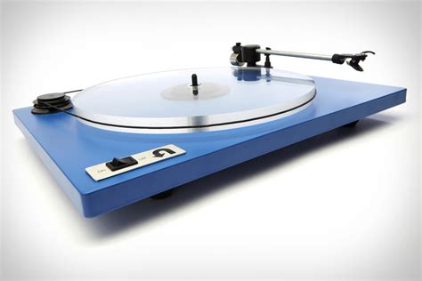 McIntosh MT5 Turntable | Uncrate