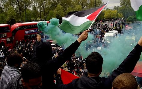 Thousands march in support of Palestine in West London