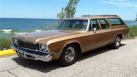 Muscle Wagon: 1974 Plymouth Sport Suburban | Barn Finds