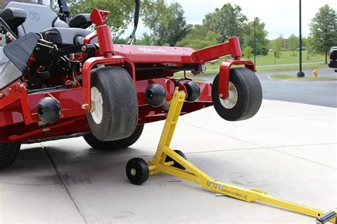 What Is The Best Lawn Mower Lift / Top 10 Best Lawn Mower Lifts in 2019 ...