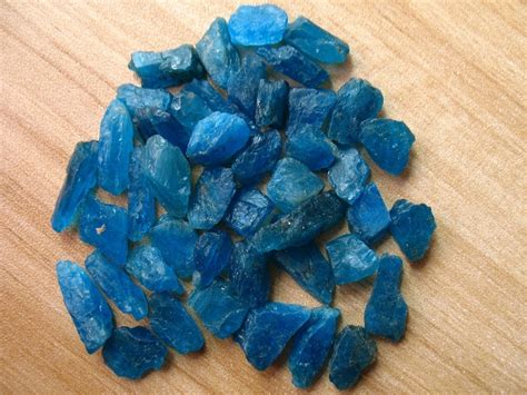 Natural kyanite loose stone rough raw blue kyanite crystal