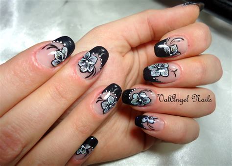 ValAngel Nails Art: Nail art "Flowers of Diamonds"