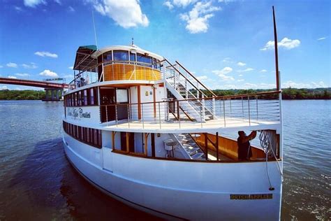 Hudson River Sightseeing Cruise From Albany: Triphobo