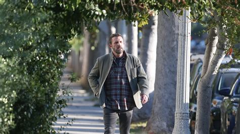 Ben Affleck wears the only pair of Dunkin' Donuts Nike Dunks in the ...