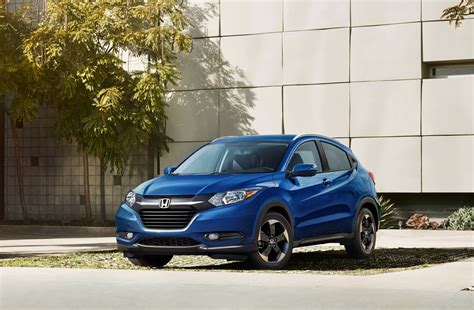 2018 Honda HR-V Gets Small Price Bump, New Exterior Color And Wheel Design - autoevolution