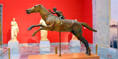 NATIONAL ARCHAEOLOGICAL MUSEUM in Athens - 7 must see exhibits