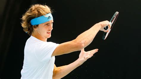 Australian Open 2020 news - Video appears to show Zverev injury scare ...