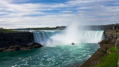 Niagara Falls, Ontario, Canada - Park Review | Condé Nast Traveler