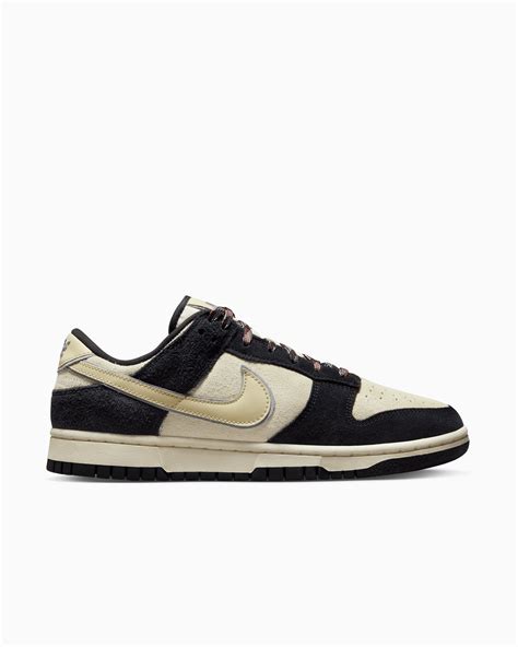 Nike Women's Dunk Low LX "Black Suede" Beige DV3054-001| Buy Online at FOOTDISTRICT