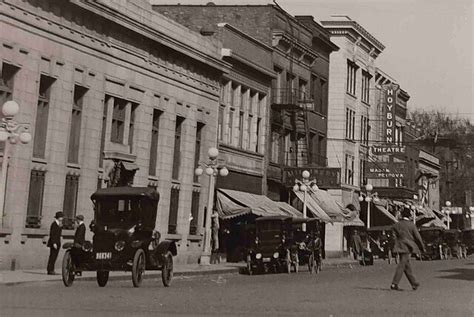 1917 photo credit Evanston History Center. - Cinema Treasures