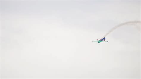 Airshow sport plane stunt 7024882 Stock Video at Vecteezy