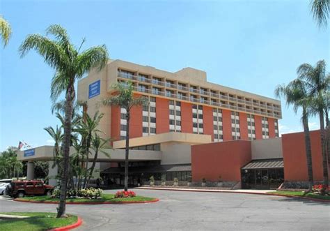 Ontario Airport Hotel and Conference Center - UPDATED 2018 Prices ...