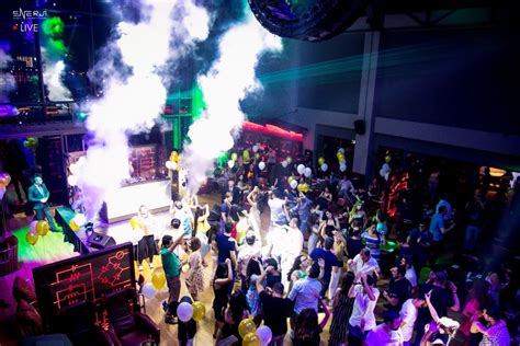 Baku Nightlife: 20 Best Bars and Nightclubs - Azerbaijan | Jakarta100bars - Nightlife & Party ...