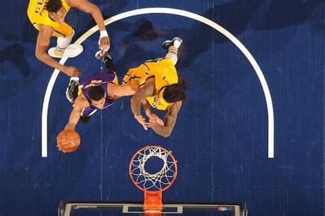 Photos: Lakers vs. Pacers (02/08/16) Photo Gallery | NBA.com