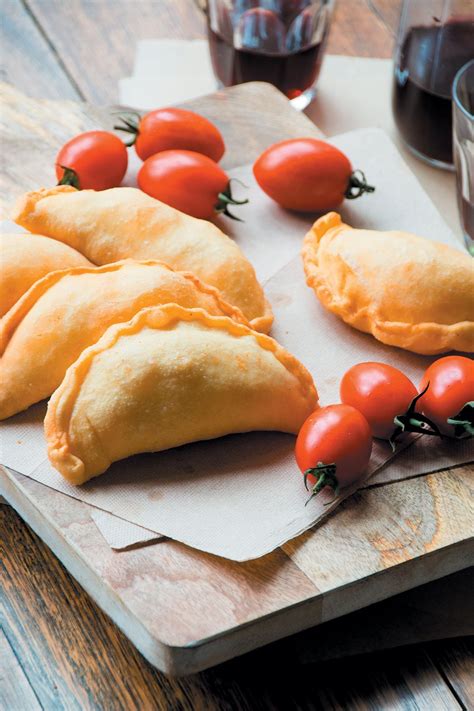 Food Recipies, Baking Recipes, Drink Recipes, Panzerotti Recipe, Pizza Pockets, Hot Pockets ...