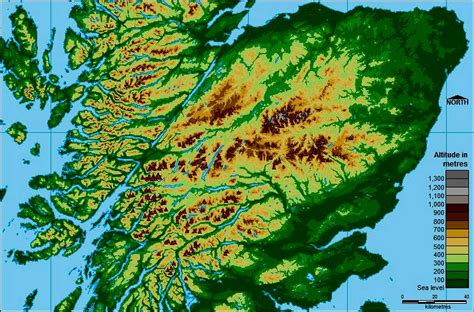 Munros of the Grampian Mountains : Climbing, Hiking & Mountaineering ...