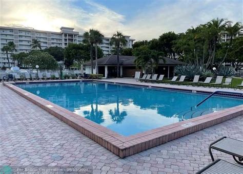 Palm Aire, Pompano Beach, FL Condos - Condos for Sale in Palm Aire, Pompano Beach, FL | Redfin