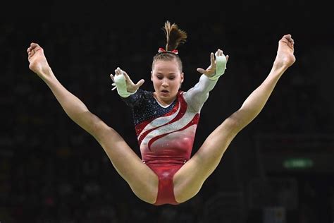 Madison Kocian (USA) HD Artistic Gymnastics Photos | Madison kocian, Gymnastics photos, Gymnastics