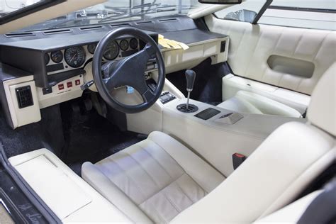 Lamborghini Countach 25th Anniversary Interior - Lamborghini