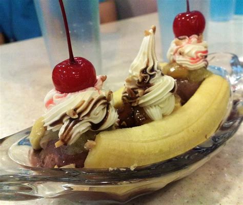 Aaahh, Banana Split ~ truly one of my favorite comfort foods since ...