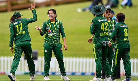 Fatima Sana, Shawaal Zulfiqar lead Pakistan women to historic win ...