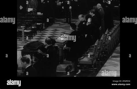 Winston churchill funeral coffin Stock Videos & Footage - HD and 4K Video Clips - Alamy