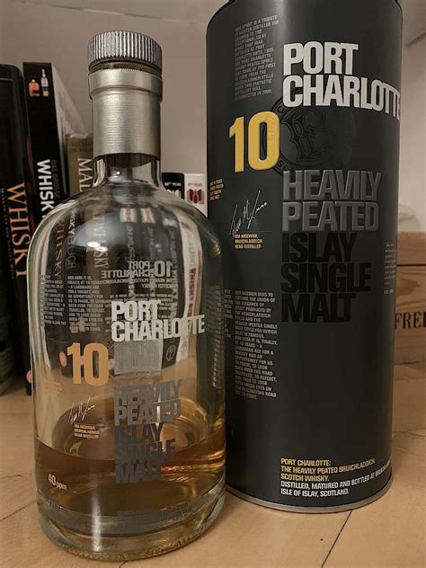 Port Charlotte 10 Years Heavily Peated - Whisky.com