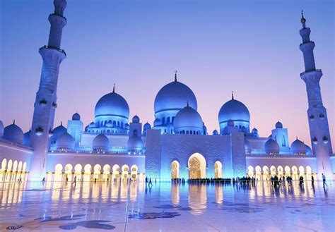 Sheikh Zayed Grand Mosque, Abu Dhabi, United Arab Emirates [1600 × 1112 ...