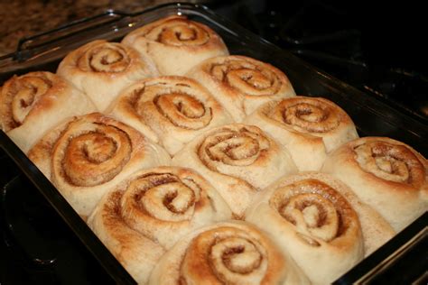 everything to entertain: Lion House Rolls and Cinnamon Rolls