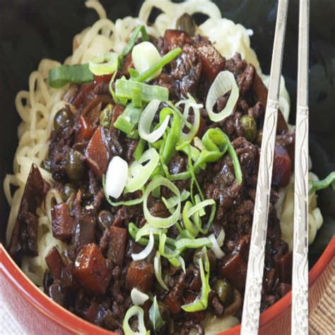 Jjajangmyeon Recipe: How to Make Jjajangmyeon