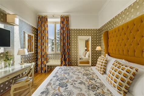 Great location, clean rooms - Review of Room Mate Luca, Florence ...