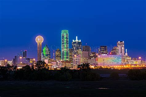 Dallas Skyline Night | Bee Creek Photography - Landscape, Skyline and ...