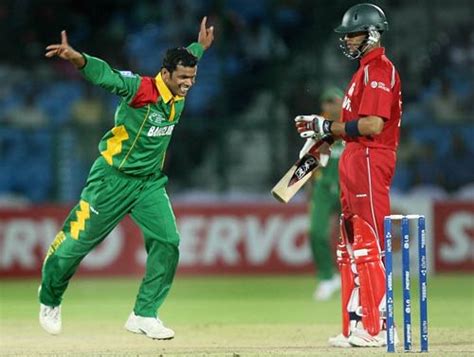 Abdur Razzak celebrates as Bangladesh wrap up the win | ESPNcricinfo.com