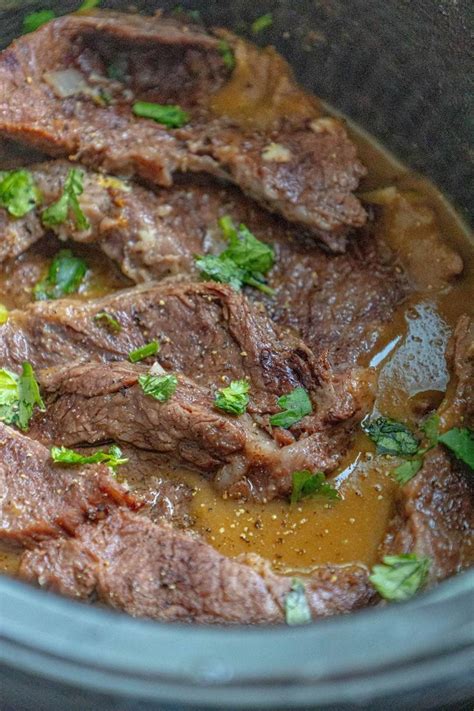 Slow Cooker Chuck Roast Steaks in Gravy | Chuck steak recipes, Beef ...